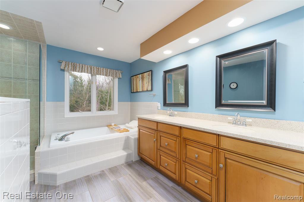 167 Forest Valley Court, Pinckney, MI 48169 — Photo 39