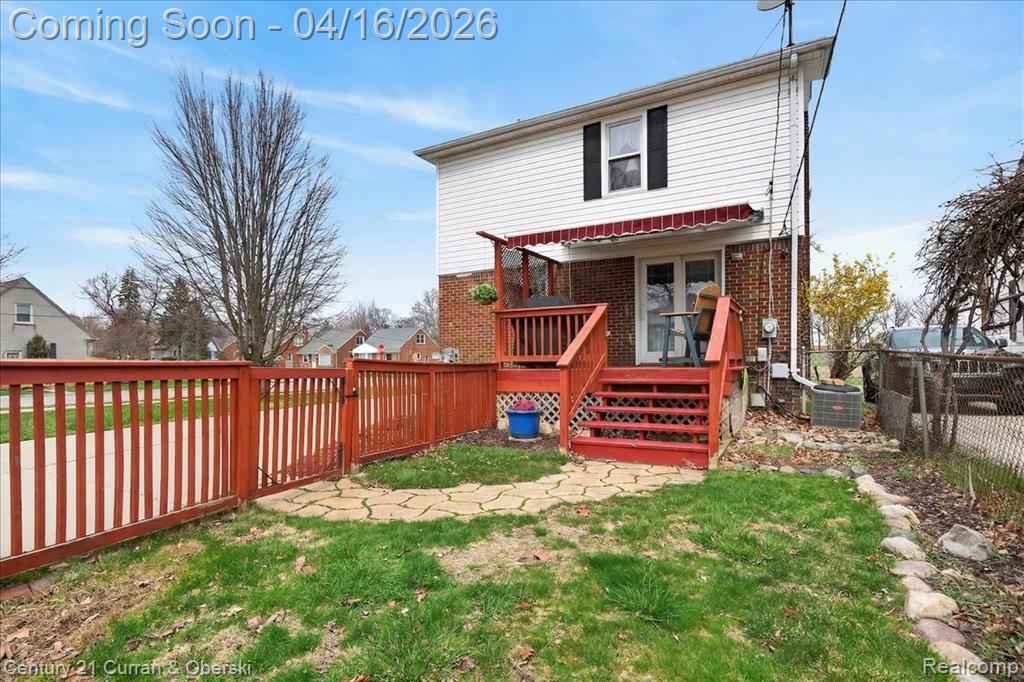 649 Phillips Avenue, Clawson, MI — Photo 34