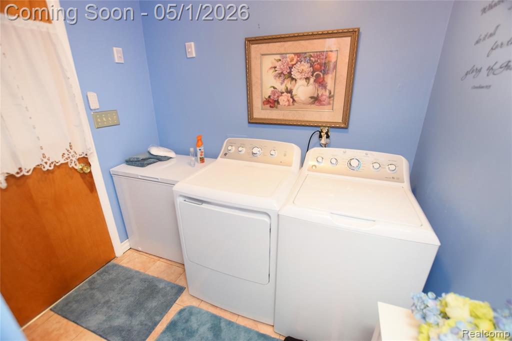 1455 Sun Terrace Drive, Flint, MI 48532 — Photo 14