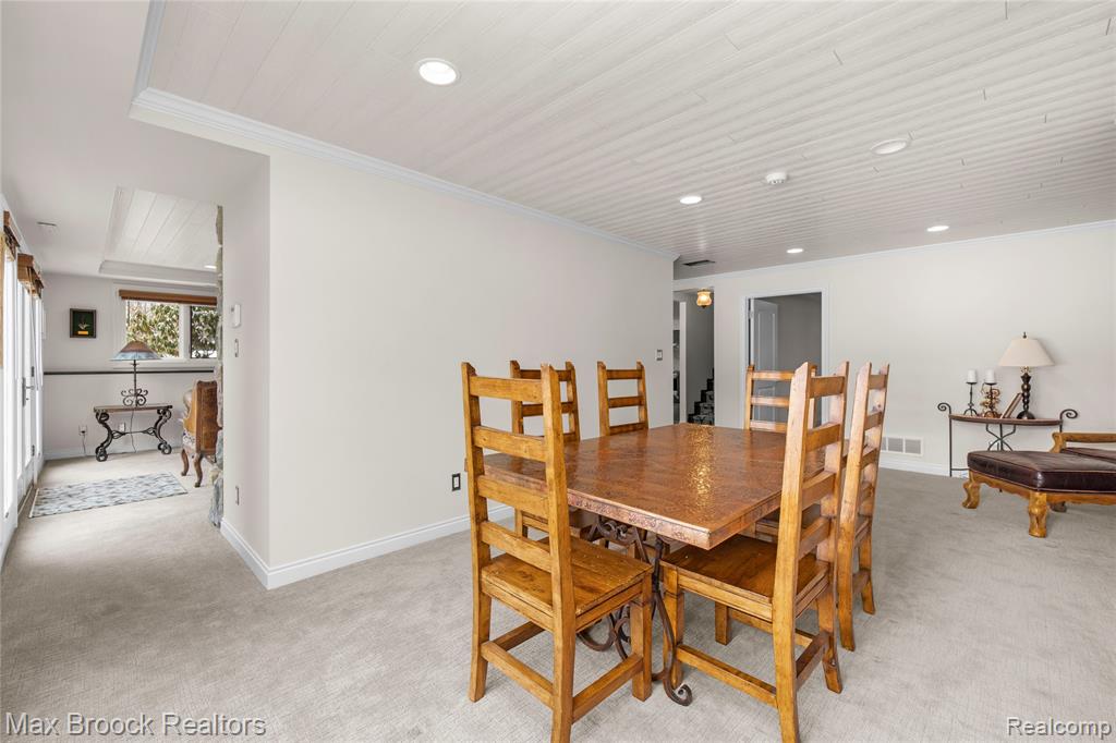 5867 BRAVO COURT, Orchard Lake Village, MI 48324 — Photo 72