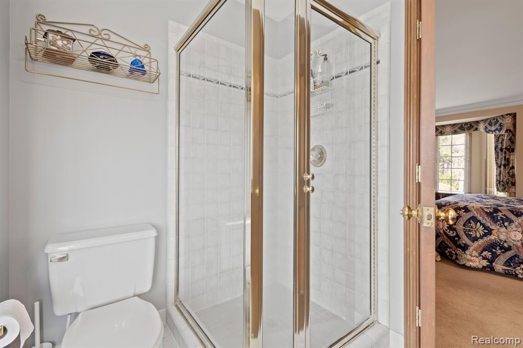 415 W HICKORY GROVE Road, Bloomfield Hills, MI 48302 — Photo 26