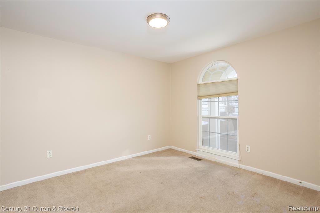 29428 Weston Drive, 124, Novi, MI 48377 — Photo 14