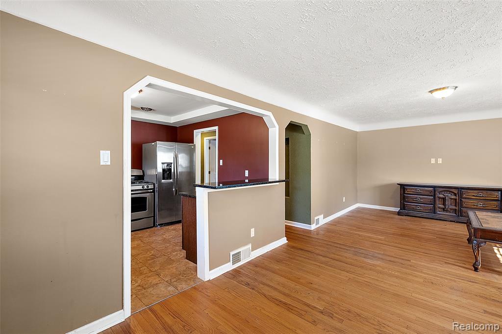 505 E Meyers Avenue, Hazel Park, MI 48030 — Photo 12