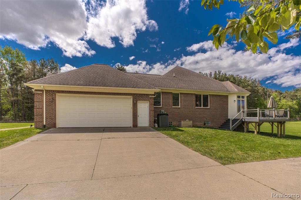 7893 Lantern Drive, Almont, MI 48003 — Photo 8