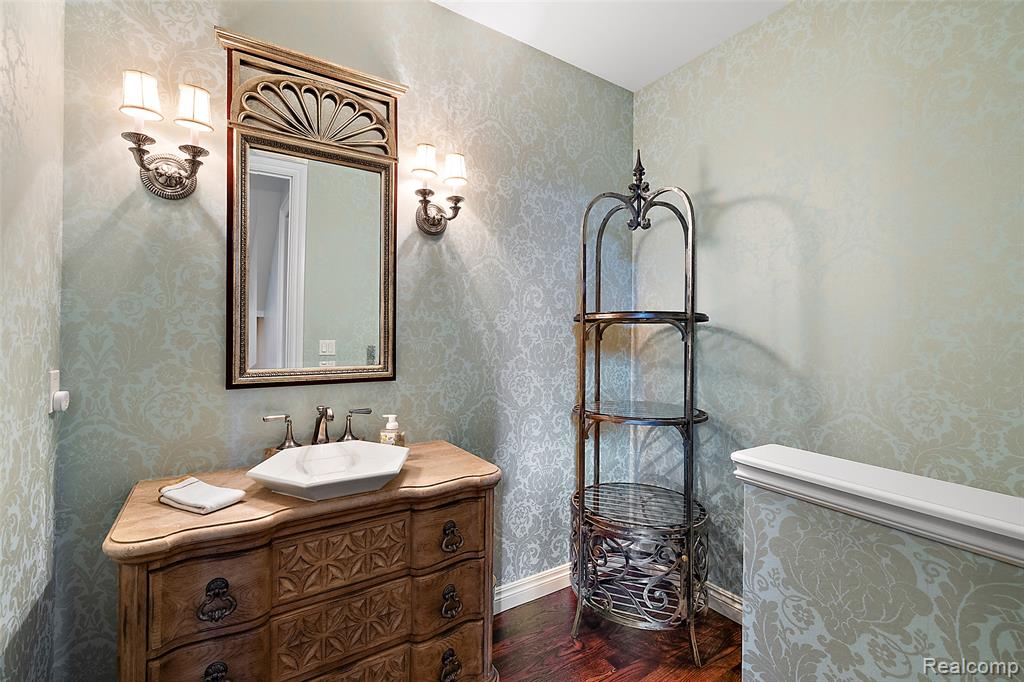 4688 Fawn Hill Court, Rochester, MI 48306 — Photo 22