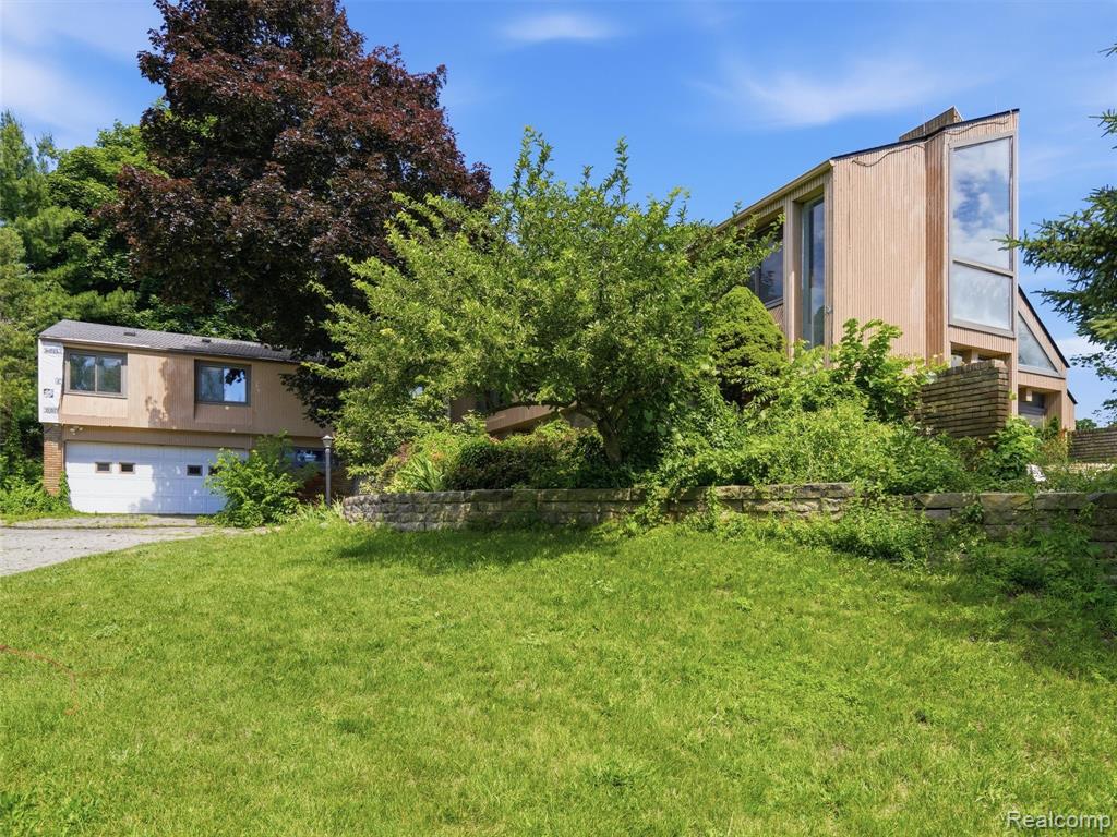4554 Mystic Hills Circle, Milford, MI 48380 — Photo 12