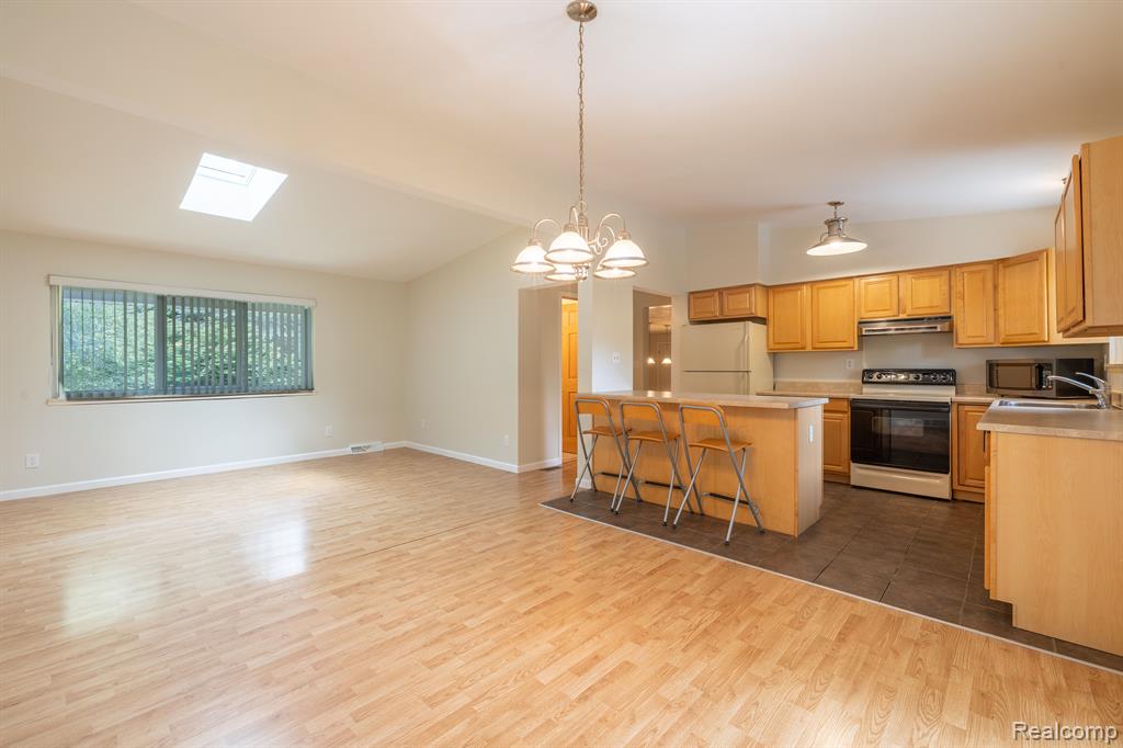 9920 DEXTER PINCKNEY Road, Pinckney, MI 48169 — Photo 16