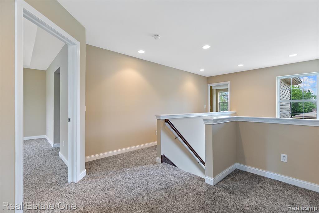 68 Biltmore Drive, Troy, MI 48084 — Photo 35