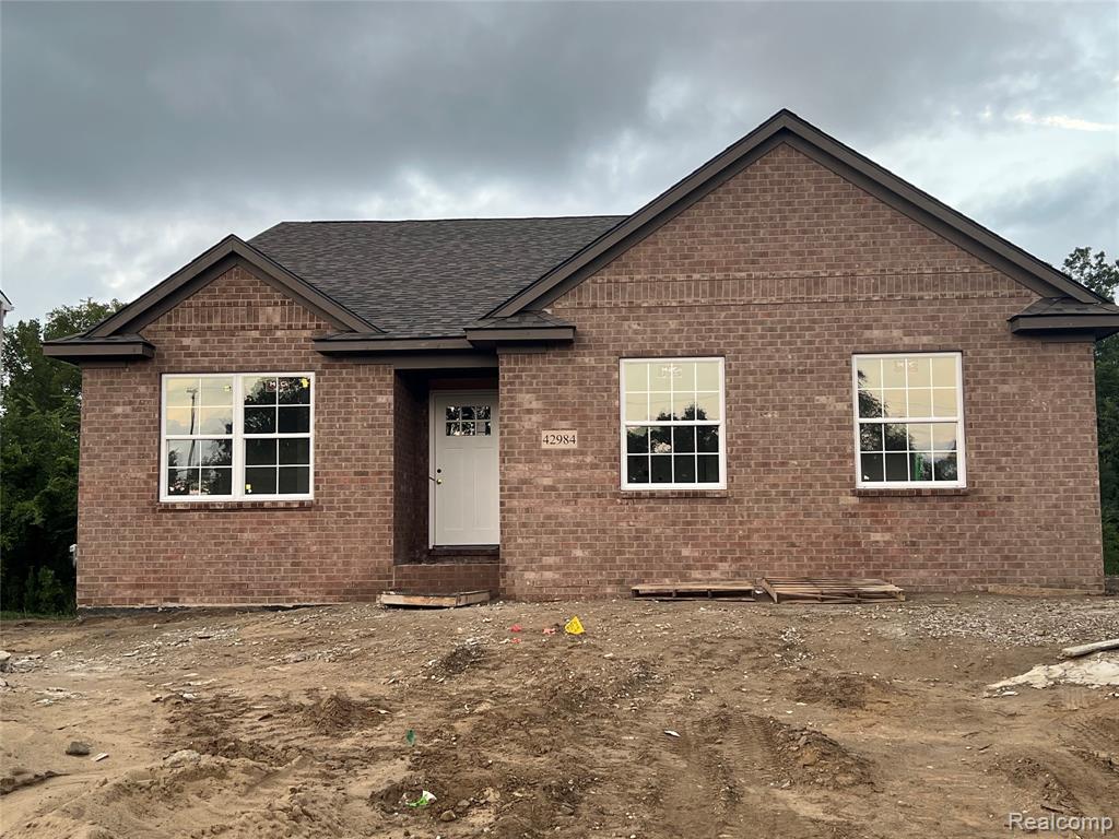 42984 Lexington Court, Belleville, MI 48111 — front exterior