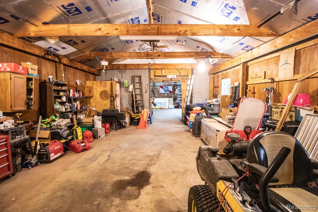 4585 Burt Road, Birch Run, MI 48415 — Photo 95