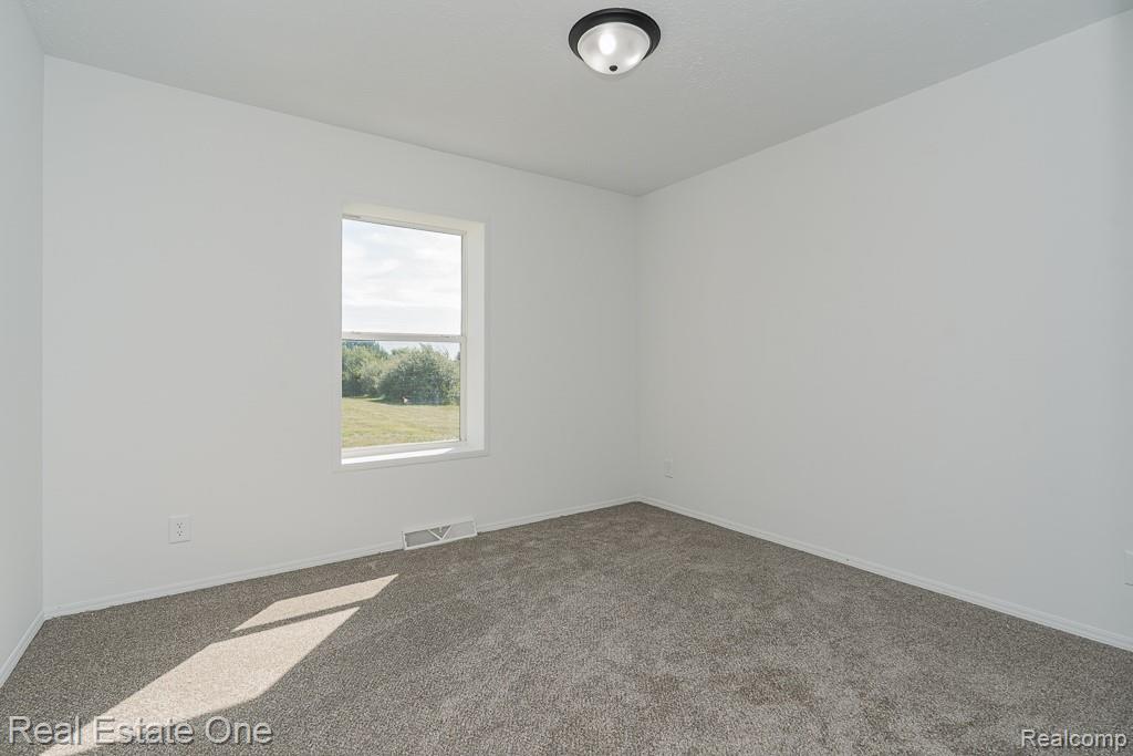 10185 N Genesee Road, Mount Morris, MI 48458 — Photo 19
