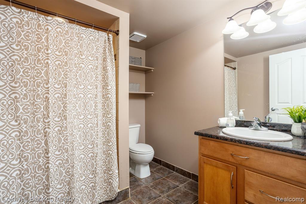 15260 MERION Court, Northville, MI 48168 — Photo 53