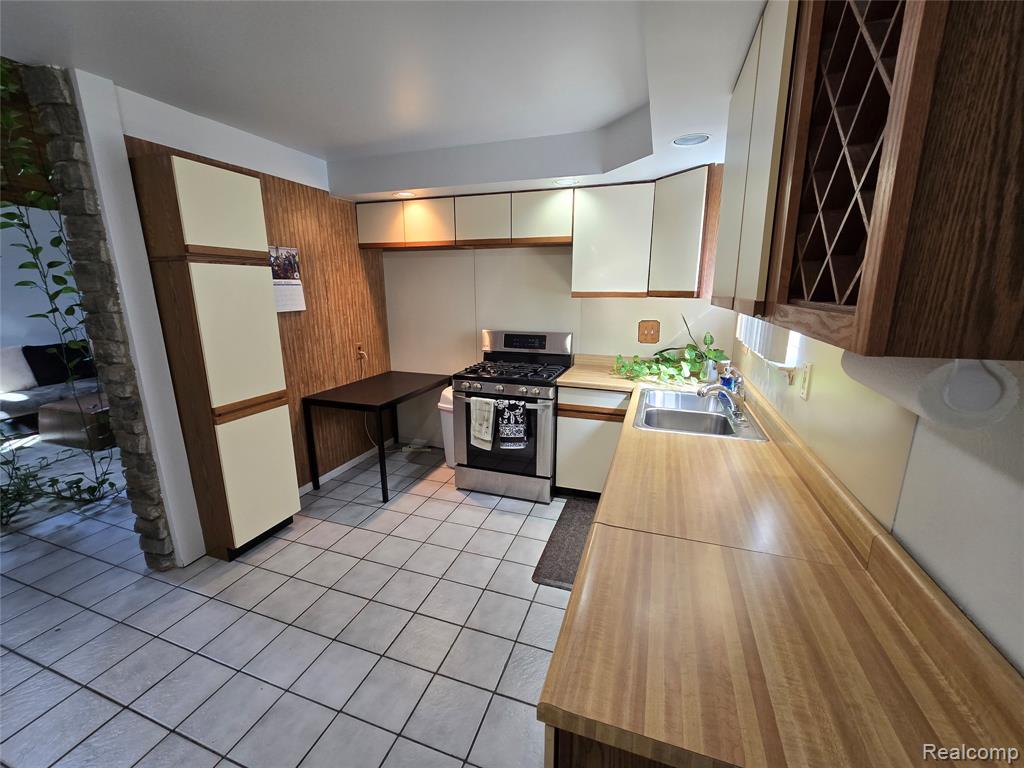 6731 Troy Street, Taylor, MI 48180 — Photo 5
