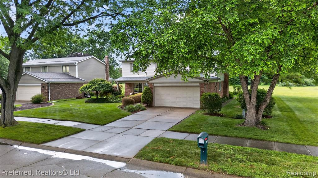 46596 Maidstone Road, Canton, MI 48187 — Photo 5