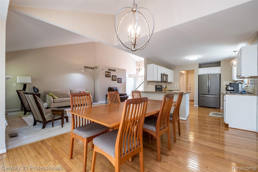 3901 Arbor Drive, Auburn Hills, MI 48326 — Photo 16