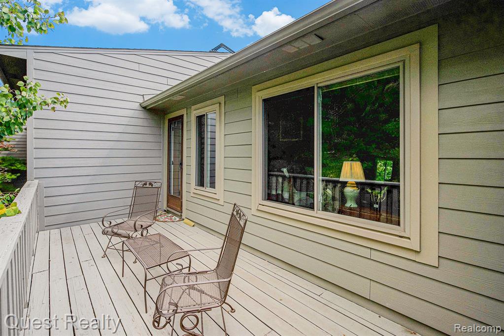 3123 LAKE HAVEN Drive, Ann Arbor, MI 48105 — Photo 19