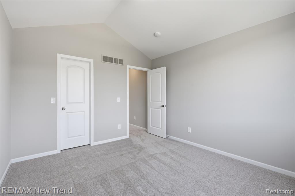 7301 VILLAGE PARK Drive, Independence, MI — Photo 39
