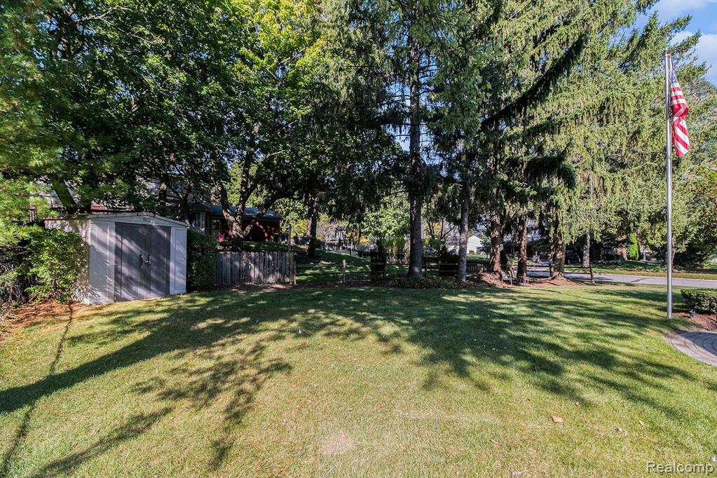 43536 Galway Drive, Northville, MI 48167 — Photo 36