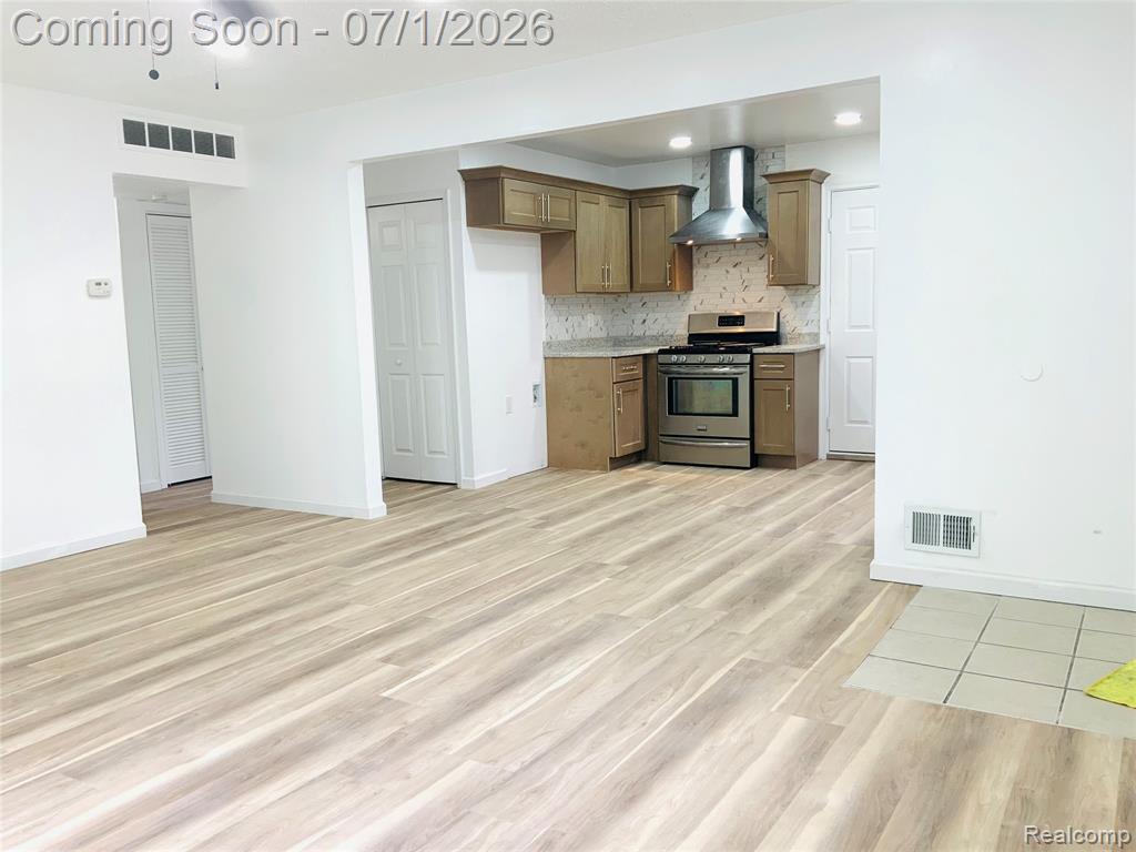 6475 N Highland Street, Dearborn Heights, MI 48127 — Photo 2