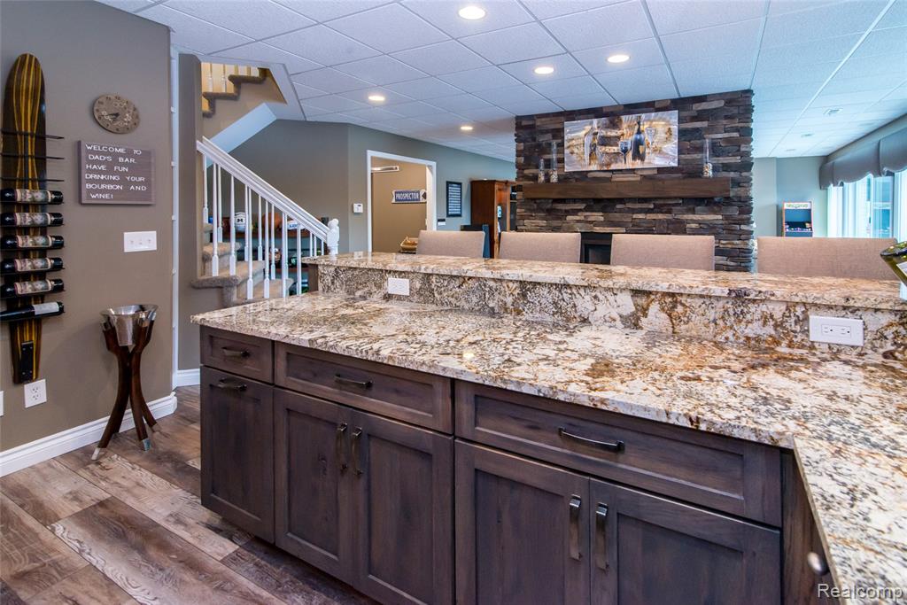 3166 W Beach Lake Drive, Milford, MI, 48380