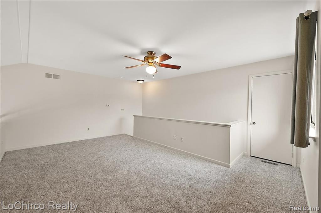 733 Hamilton Court, Rochester Hills, MI 48307 — Photo 37