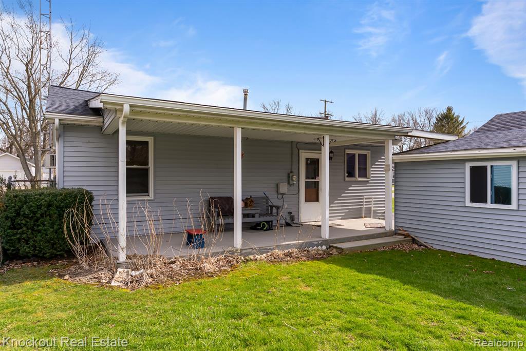 203 ATHLETIC Street, Otisville, MI 48463 — Photo 28