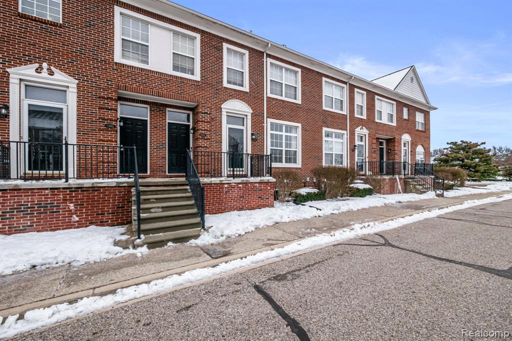 43046 Strand Drive, Sterling Heights, MI 48313 — Photo 14