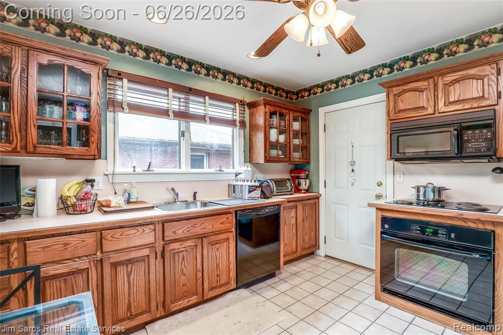 764 Harcourt Road, Grosse Pointe Park, MI 48230 — Photo 20