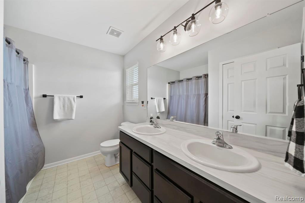 9166 BIRCH POINTE Drive, Newport, MI 48166 — Photo 28