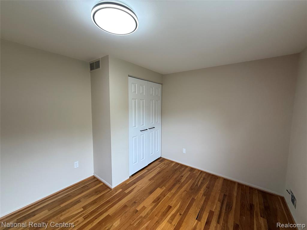 5888 Red Coat Lane, West Bloomfield, MI — Photo 24