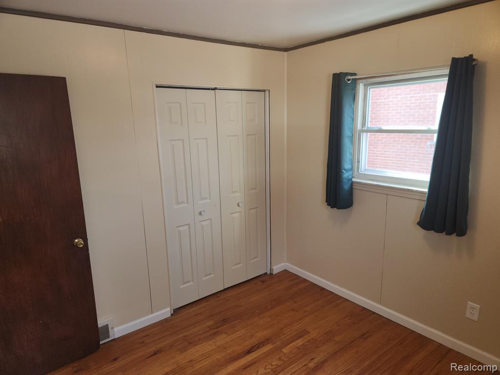 8395 DARLENE Street, Warren, MI 48093 — Photo 18