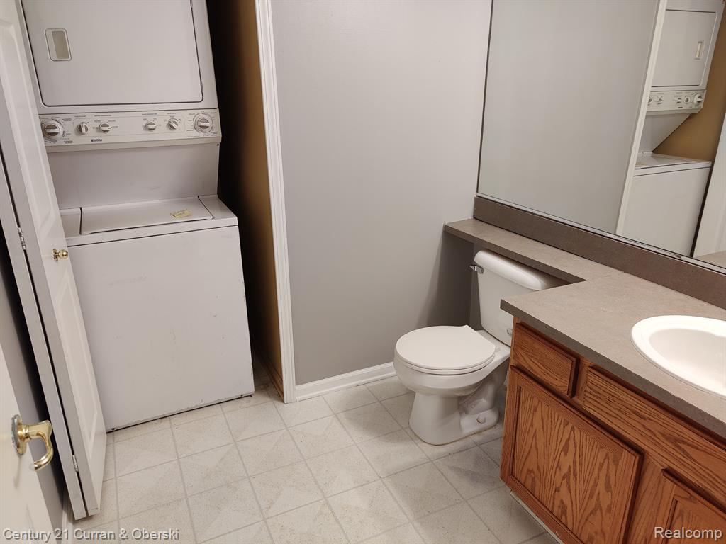 4209 SCHAEFER Road, Dearborn, MI 48126 — Photo 10