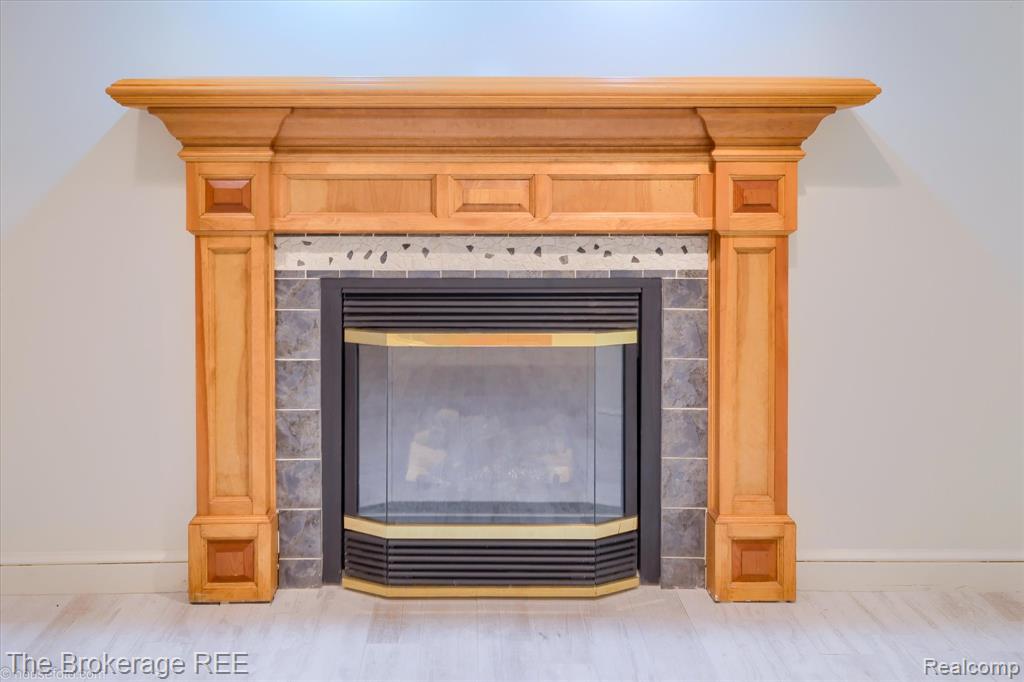 5475 Woodfield Parkway, Grand Blanc, MI 48439 — Photo 81