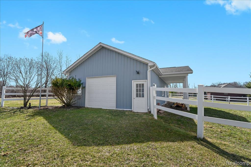 80442 WOODRIDGE Lane, Romeo, MI 48065 — Photo 38