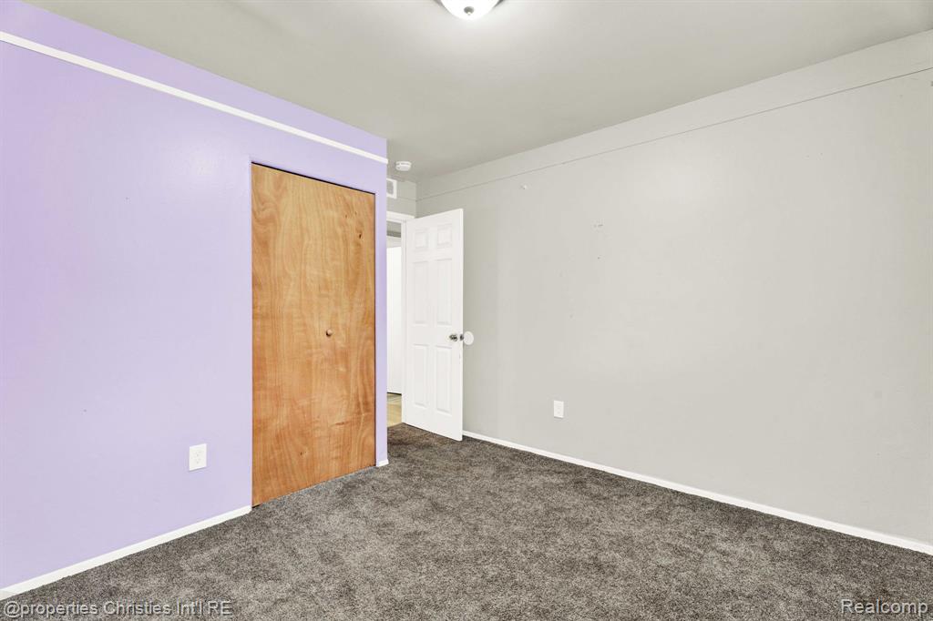 6516 Oak Street, Taylor, MI 48180 — Photo 17