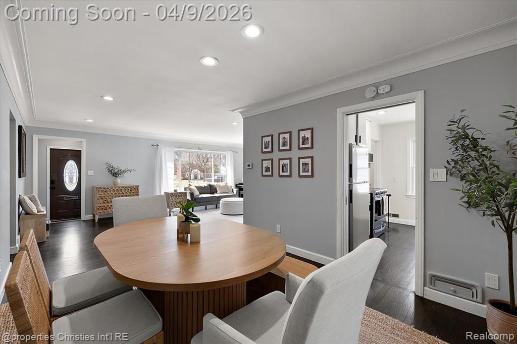 4240 Sheridan Drive, Royal Oak, MI 48073 — Photo 9