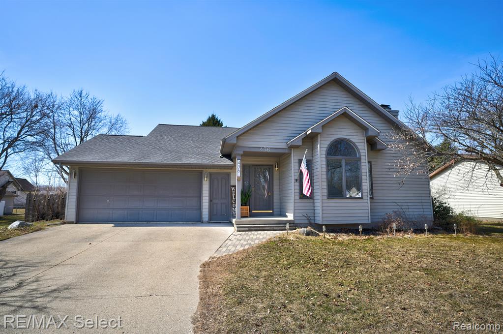 436 WINDY, Flushing, MI 48433 — front exterior