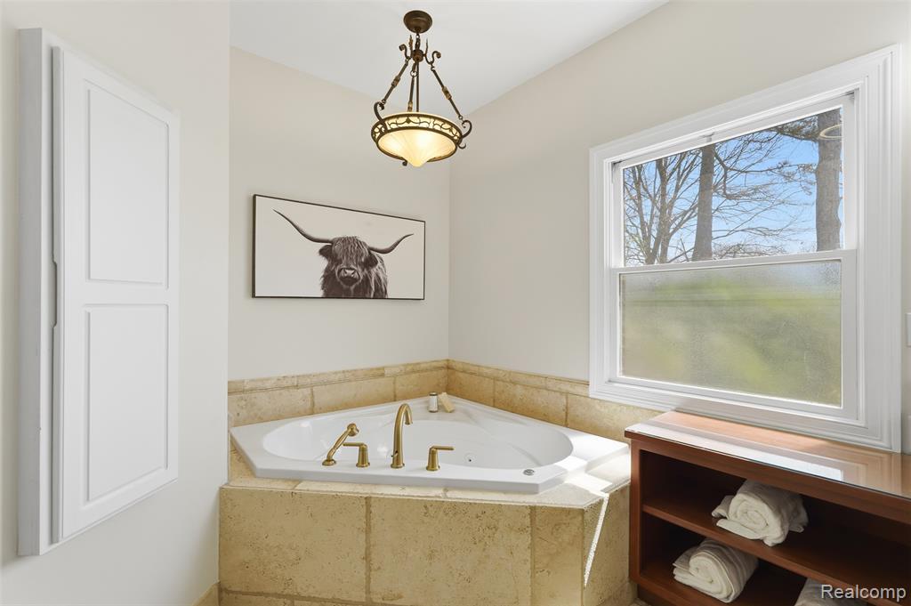 4148 Queensland Way, Pinckney, MI 48169 — Photo 26