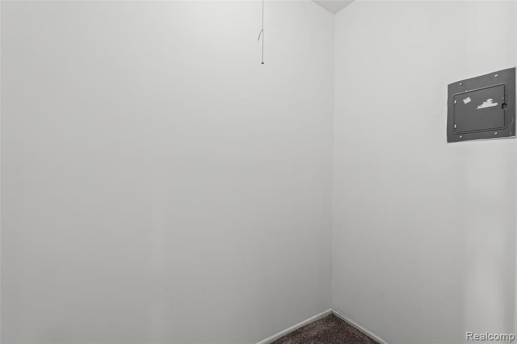 8709 Candlewood Trail, Brighton, MI 48116 — Photo 18