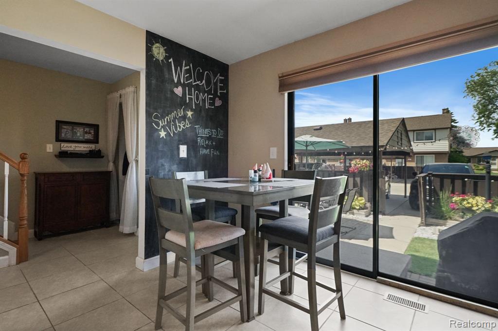 8401 18 MILE Road, 36, Sterling Heights, MI 48313 — Photo 13