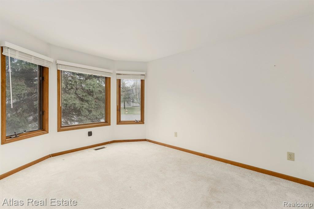 9096 EMILY Drive, Davison, MI 48423 — Photo 10