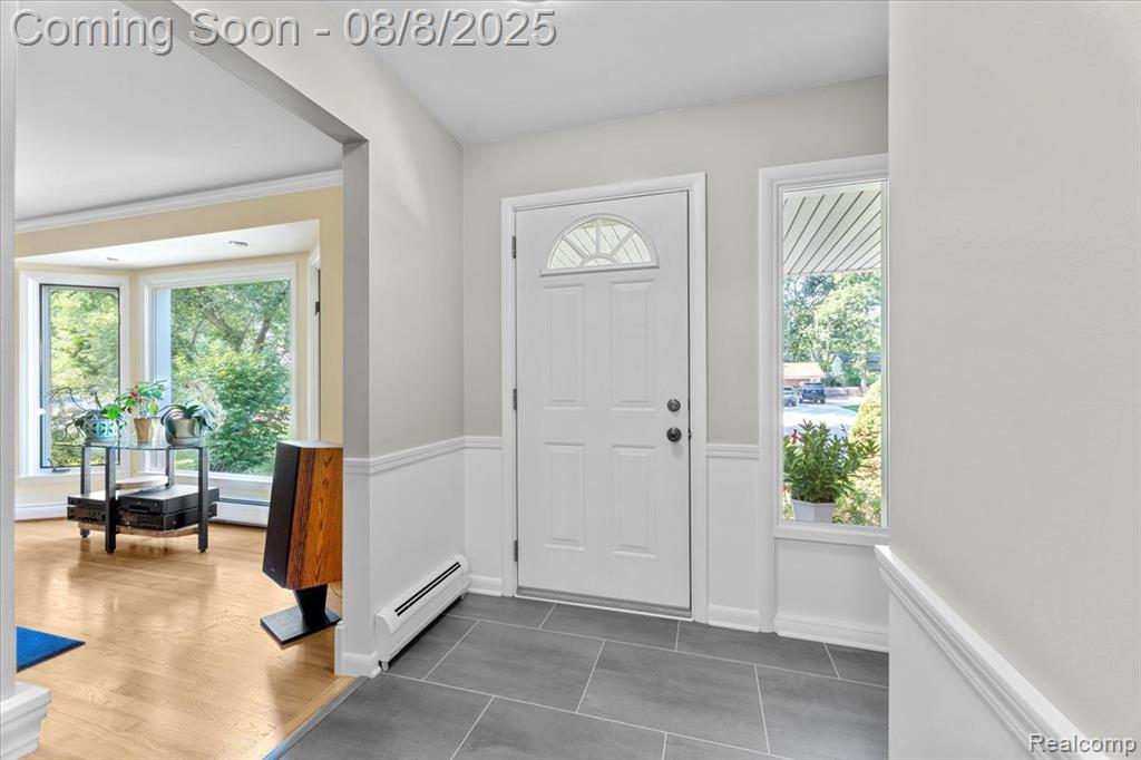 8751 Woodside Drive, Grosse Ile, MI 48138 — Photo 5