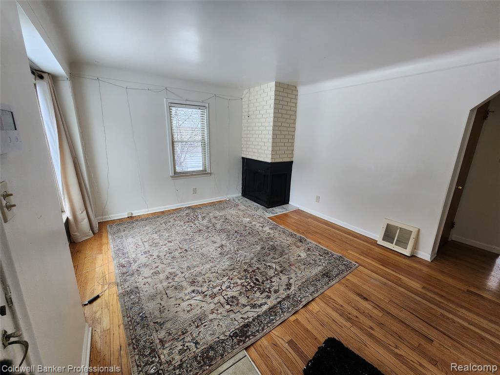 18925 Bentler Street, Detroit, MI 48219 — Photo 8