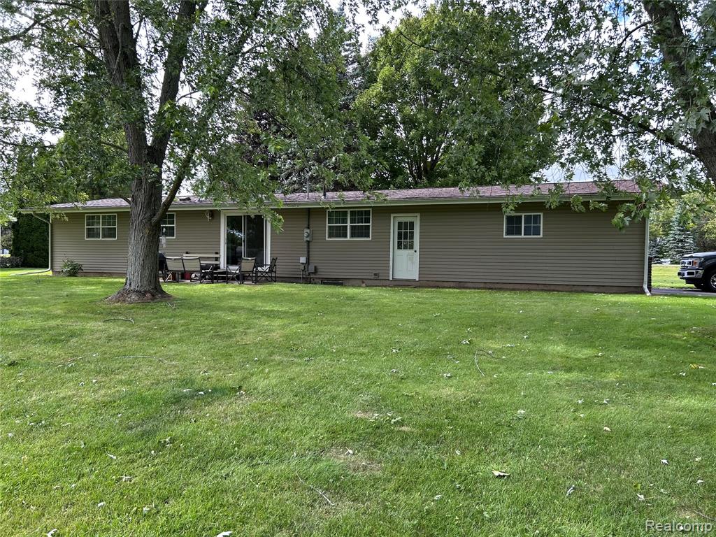 1548 E Caro Road, Caro, MI 48723 — Photo 2