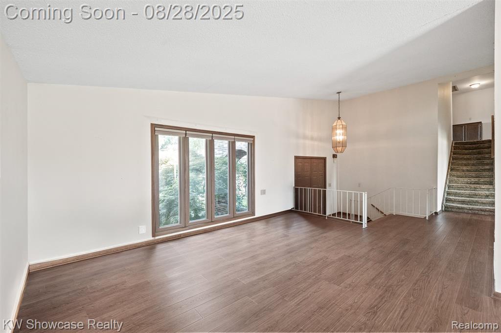 48150 Lake Valley Drive, Shelby Twp, MI 48317 — Photo 8