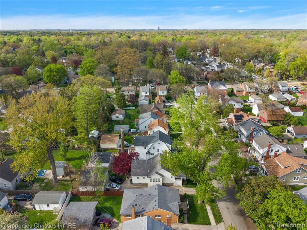 917 Maplegrove Avenue, Royal Oak, MI 48067 — Photo 20