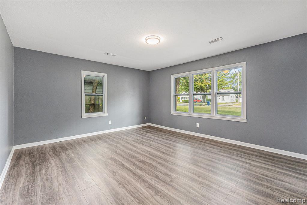 11472 Cadillac Avenue, Warren, MI 48089 — Photo 5