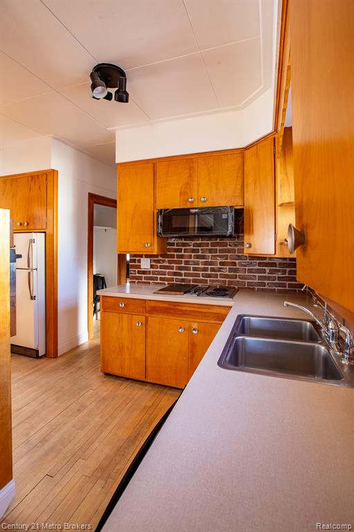 4727 Pine Street, Columbiaville, MI 48421 — Photo 9