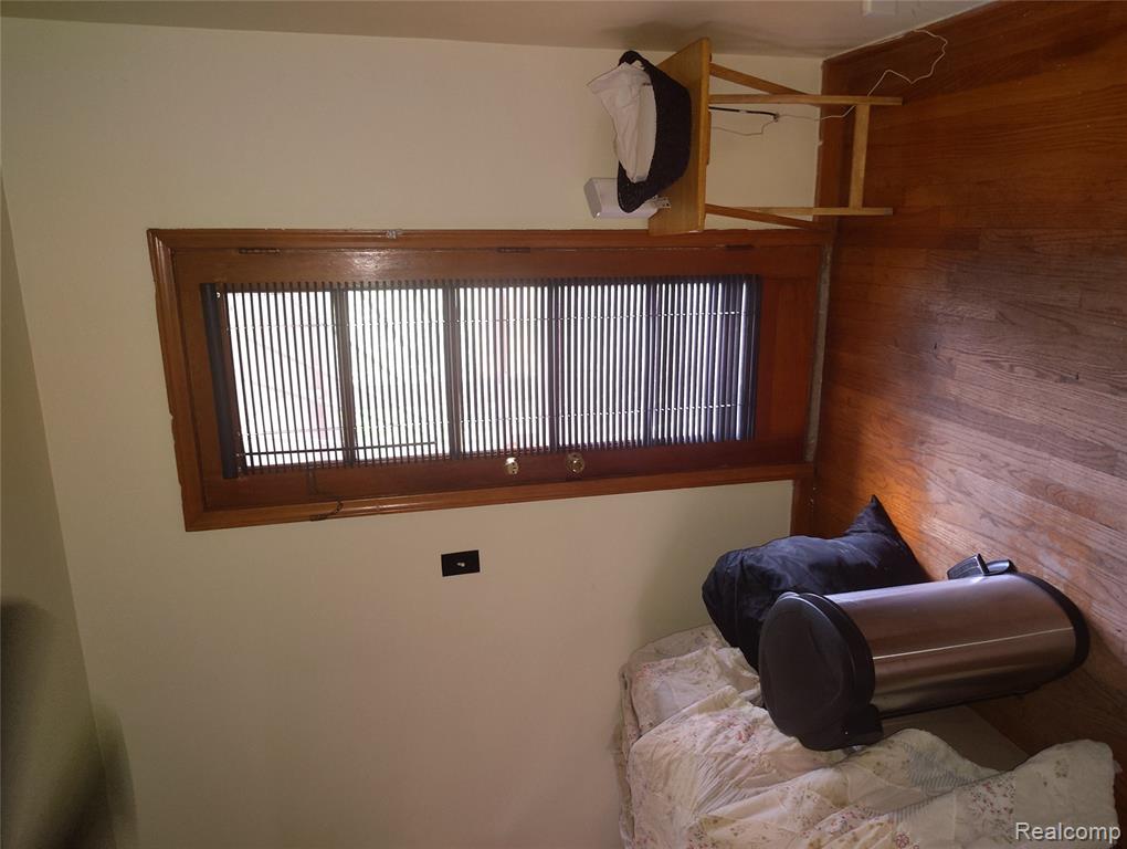 6906 Greenview Avenue, Detroit, MI 48228 — Photo 24