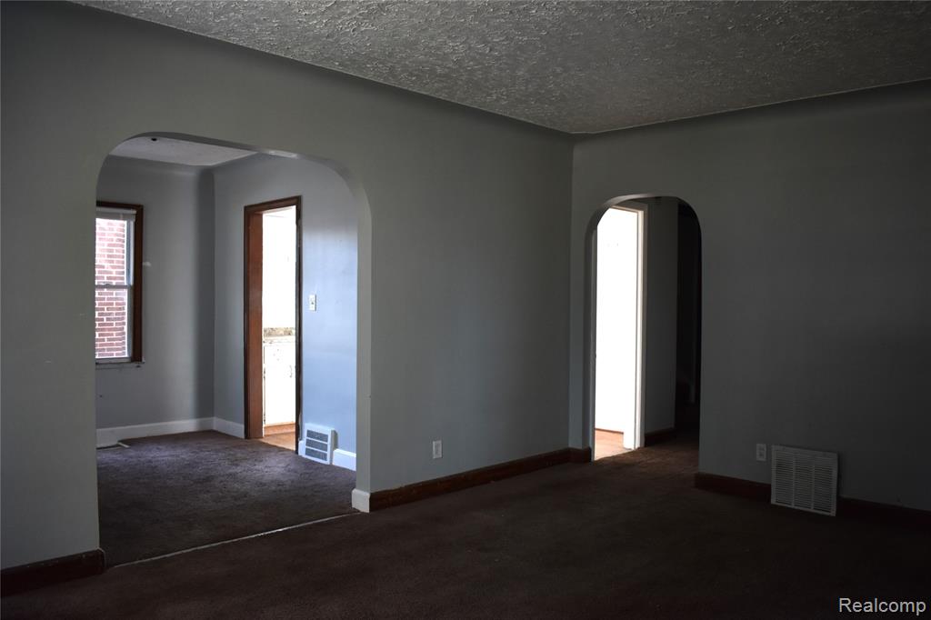9729 Lakepointe Street, Detroit, MI 48224 — Photo 5